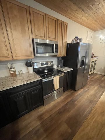 1145 Highway 64, W, Lawrenceburg, TN 38464