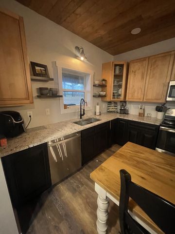 1145 Highway 64, W, Lawrenceburg, TN 38464