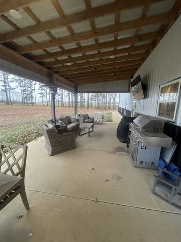 1145 Highway 64, W, Lawrenceburg, TN 38464