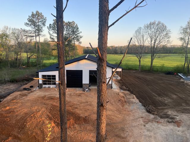 1145 Highway 64, W, Lawrenceburg, TN 38464