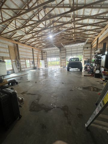 1145 Highway 64, W, Lawrenceburg, TN 38464