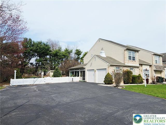 553 Wild Mint Lane, Upper Macungie Twp, PA 18104