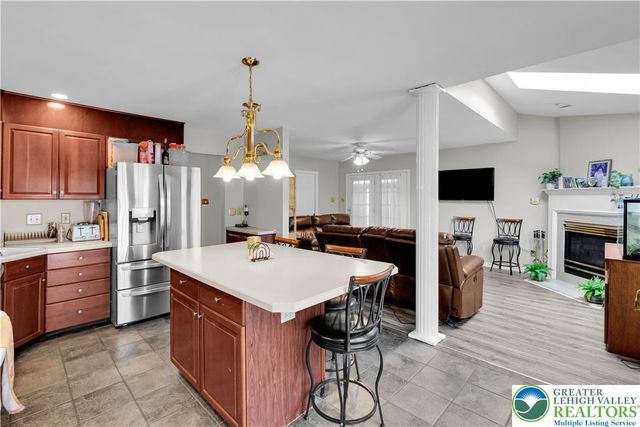 553 Wild Mint Lane, Upper Macungie Twp, PA 18104