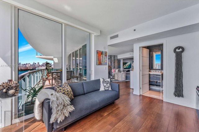 1000 S Pointe Dr 1503, Miami Beach, FL 33139