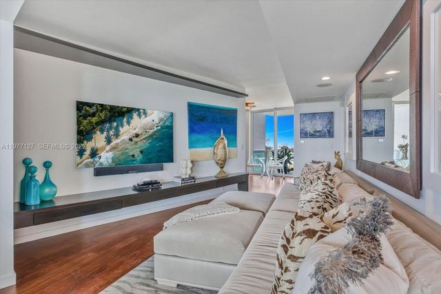 1000 S Pointe Dr 1503, Miami Beach, FL 33139