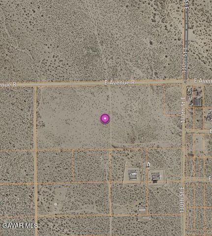 Ave R & 130th St East Avenue, Sun Village, CA 93543