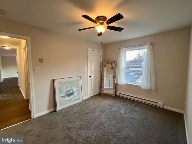 41 HILLTOP RD, Earleville, MD 21919