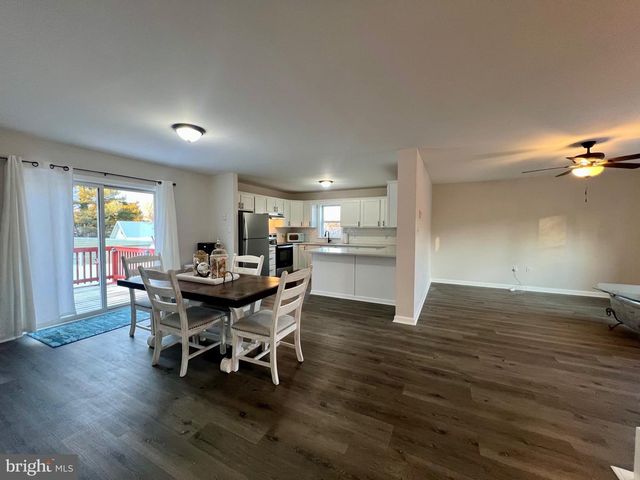 41 HILLTOP RD, Earleville, MD 21919