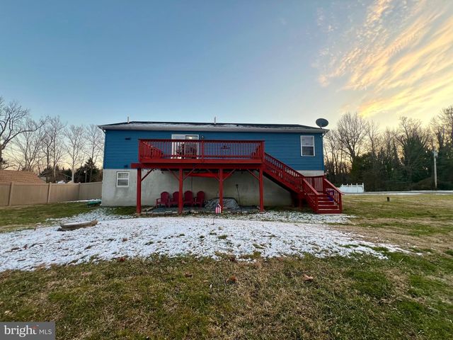 41 HILLTOP RD, Earleville, MD 21919