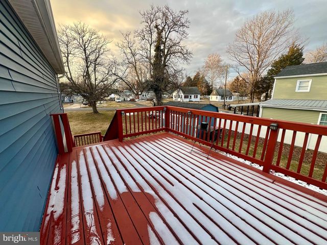 41 HILLTOP RD, Earleville, MD 21919