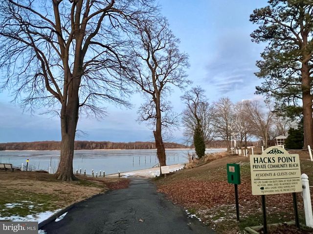 41 HILLTOP RD, Earleville, MD 21919