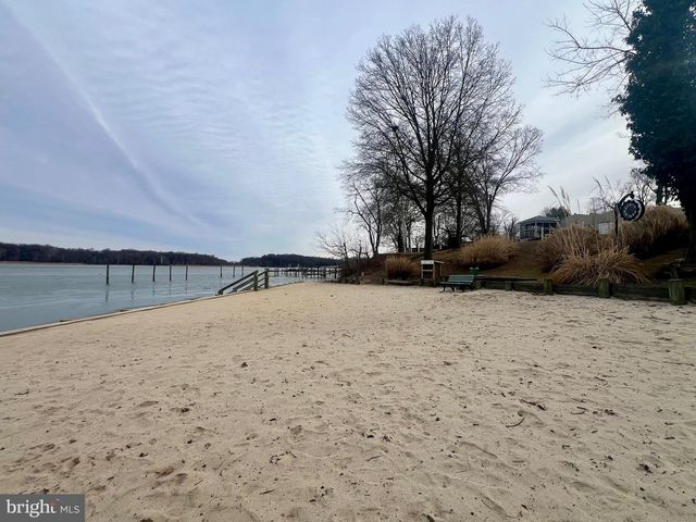 41 HILLTOP RD, Earleville, MD 21919