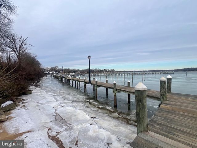 41 HILLTOP RD, Earleville, MD 21919