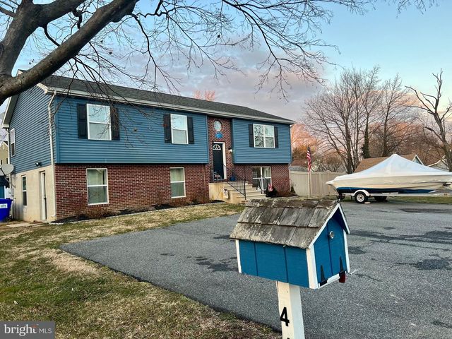 41 HILLTOP RD, Earleville, MD 21919