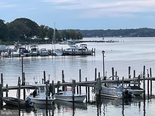 41 HILLTOP RD, Earleville, MD 21919