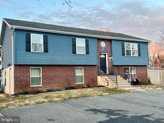 41 HILLTOP RD, Earleville, MD 21919