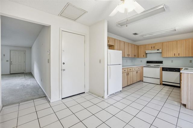 9580 SW 85TH AVENUE B, Ocala, FL 34481