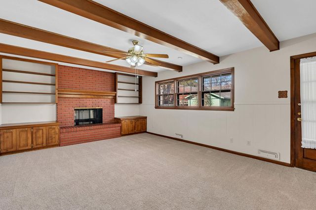 6618 E 10th St, Wichita, KS 67206