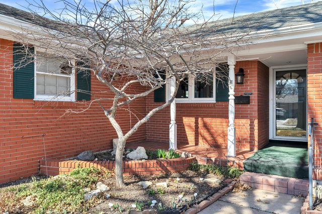 6618 E 10th St, Wichita, KS 67206