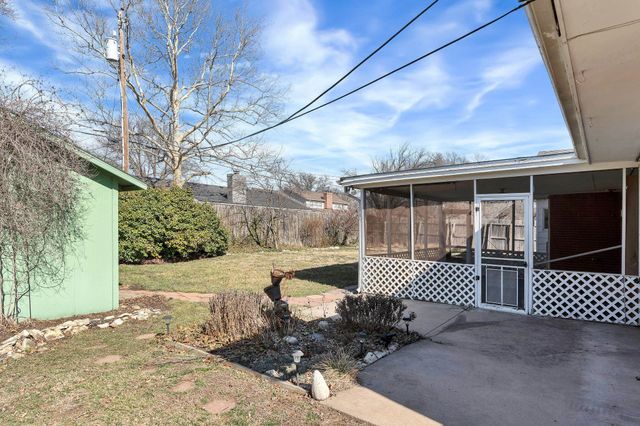 6618 E 10th St, Wichita, KS 67206