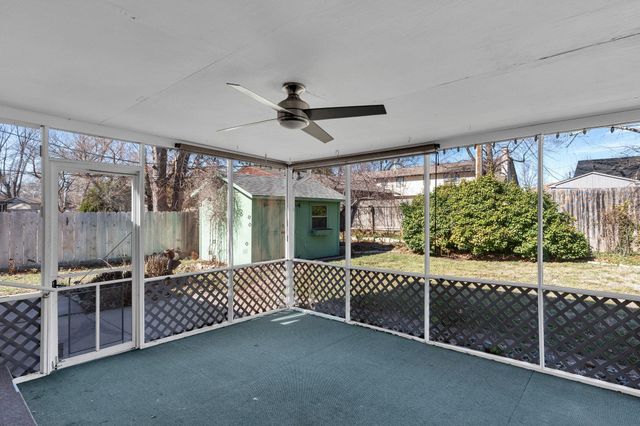 6618 E 10th St, Wichita, KS 67206