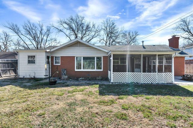 6618 E 10th St, Wichita, KS 67206