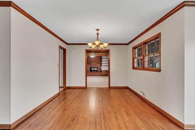 6618 E 10th St, Wichita, KS 67206