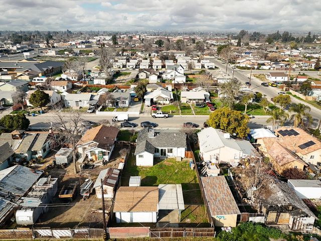 117 E Belle Avenue, Bakersfield, CA 93308