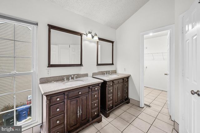 429 DEERPATH AVE SW, Leesburg, VA 20175