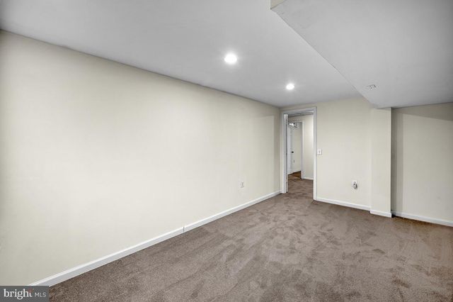 429 DEERPATH AVE SW, Leesburg, VA 20175