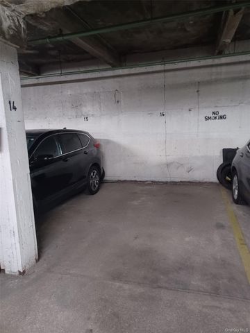 104-20 68 Drive B19, Forest Hills, NY 11375