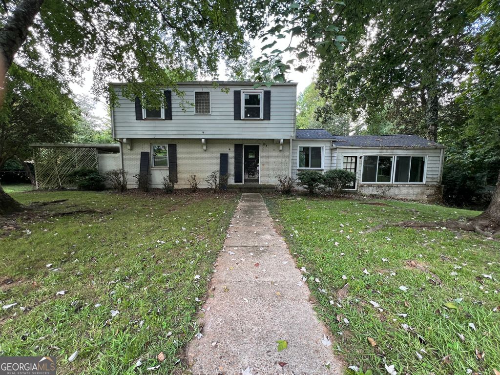 107 Ridgecrest Road, Lagrange, GA 30240