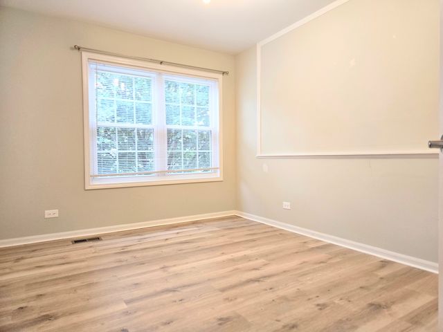 168 Holmes Way, Schaumburg, IL 60193