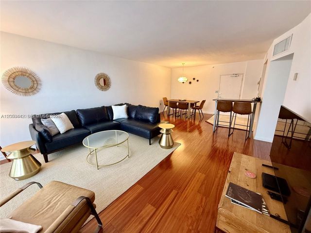 10275 Collins Avenue 323, Bal Harbour, FL 33154