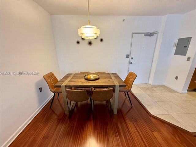 10275 Collins Avenue 323, Bal Harbour, FL 33154