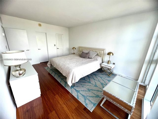 10275 Collins Avenue 323, Bal Harbour, FL 33154