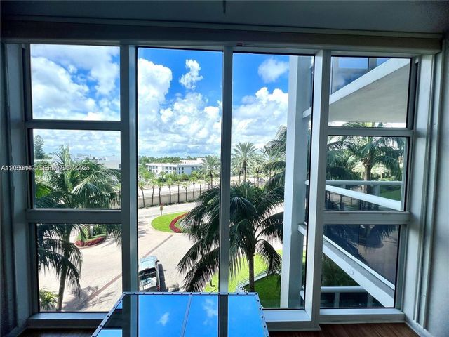 10275 Collins Avenue 323, Bal Harbour, FL 33154