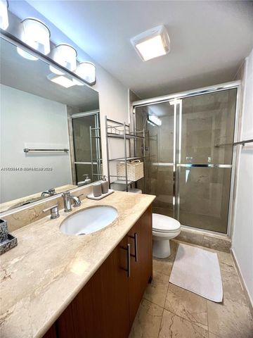 10275 Collins Avenue 323, Bal Harbour, FL 33154