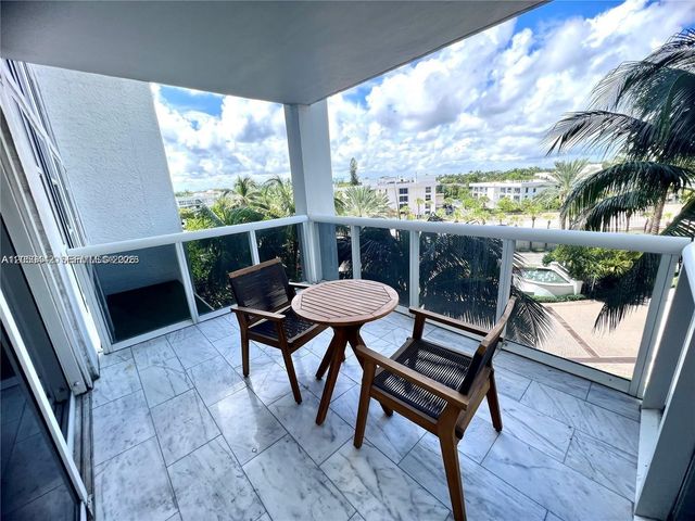 10275 Collins Avenue 323, Bal Harbour, FL 33154