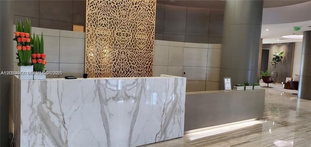 10275 Collins Avenue 323, Bal Harbour, FL 33154