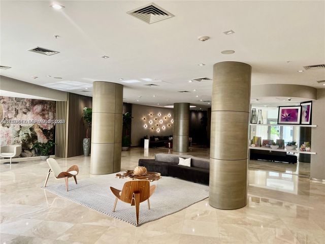 10275 Collins Avenue 323, Bal Harbour, FL 33154