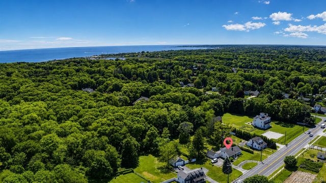 376 S Country Road, East Patchogue, NY 11772