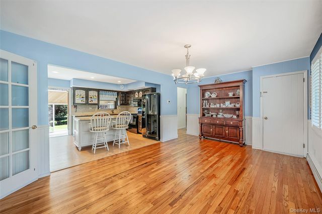 376 S Country Road, East Patchogue, NY 11772