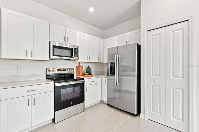 36159 RISA MICHELE STREET, Zephyrhills, FL 33541