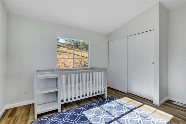 21525 Oxnard Ct, Grass Valley, CA 95949