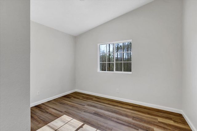 21525 Oxnard Ct, Grass Valley, CA 95949