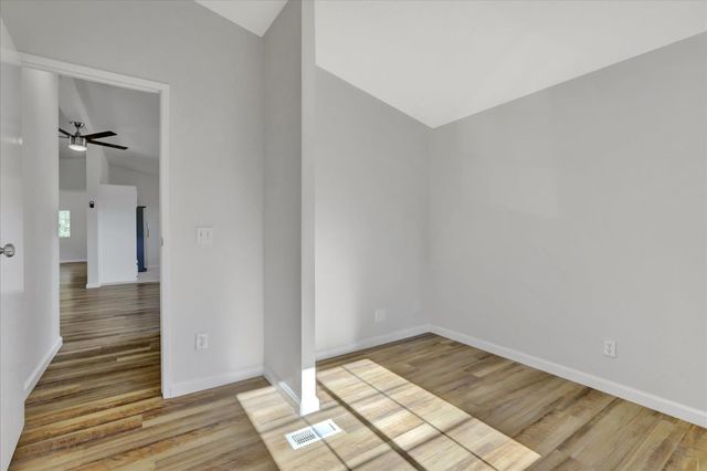 21525 Oxnard Ct, Grass Valley, CA 95949