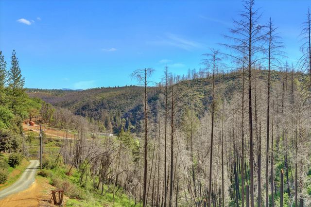 21525 Oxnard Ct, Grass Valley, CA 95949