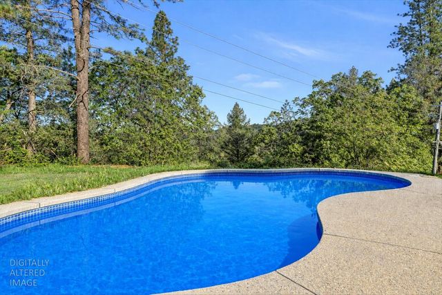 21525 Oxnard Ct, Grass Valley, CA 95949