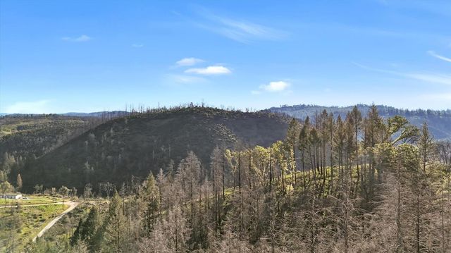 21525 Oxnard Ct, Grass Valley, CA 95949